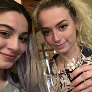 Meet your Posher, Michaela